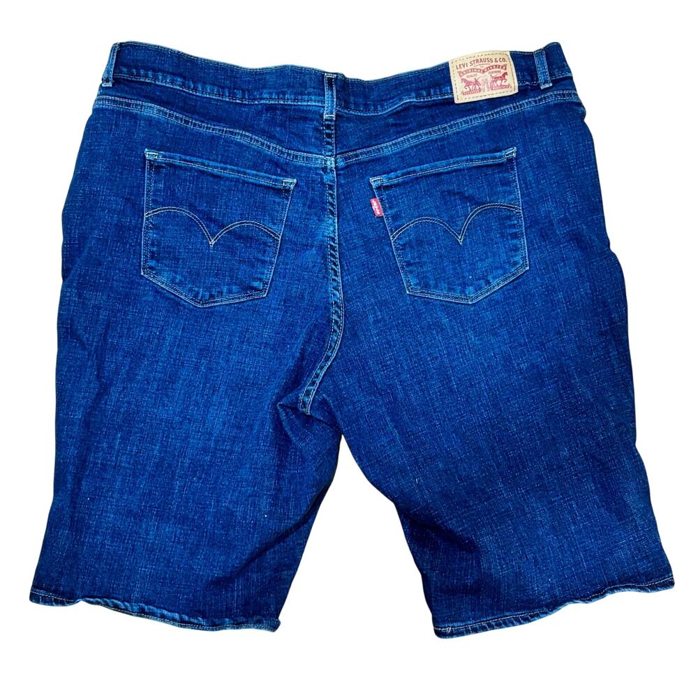 Levi Strauss Bermuda Short Women's 34 W39 L11.5 High Rise READ Stretch Denim - Picture 2 of 6